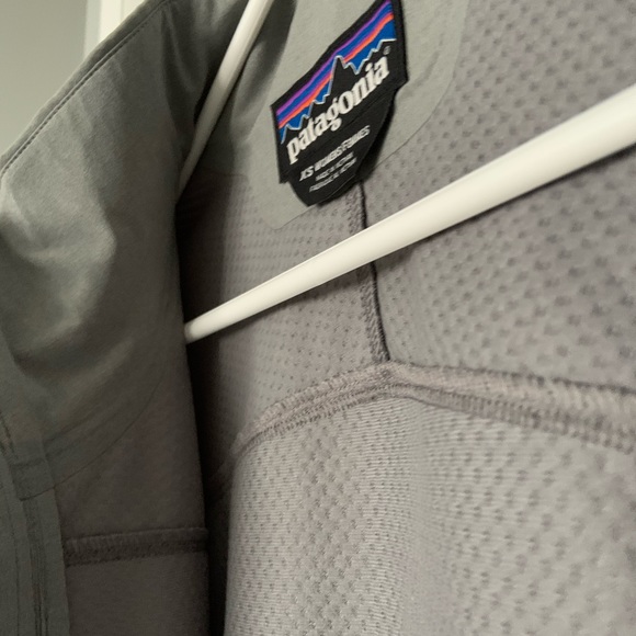 Patagonia Women’s Soft Shell Jacket - Picture 7 of 15